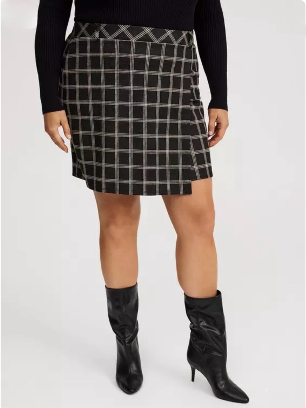 NWOT Torrid Plaid Double-Knit Overlap Mini Skirt Size 4 (4X)